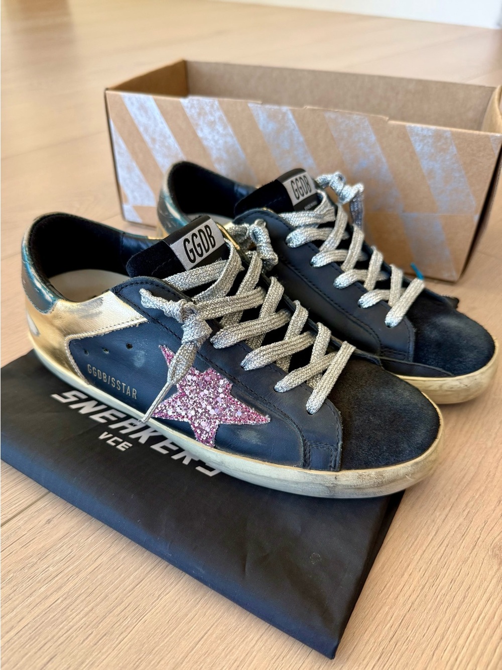 Golden Goose Superstar Low Top Sneaker (Women) 7US/ 37EU